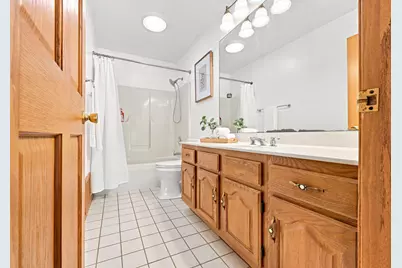 3028 Wedgewood Drive, Dekalb, IL 60115 - Photo 38