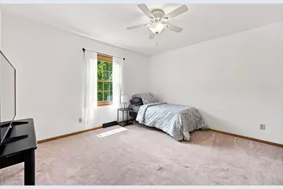 3028 Wedgewood Drive, Dekalb, IL 60115 - Photo 36