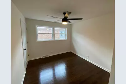 5749 W 63rd Place, Chicago, IL 60638 - Photo 16