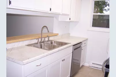 1948 Sheila Street, Woodstock, IL 60098 - Photo 6