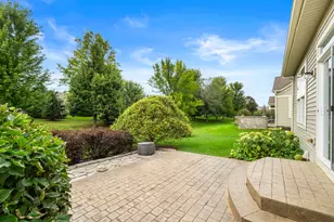 2029A Glenwood Cir, Sugar Grove, IL 60554 - Photo 28