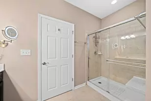 2029A Glenwood Cir, Sugar Grove, IL 60554 - Photo 16