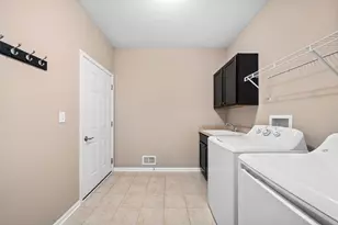 2029A Glenwood Cir, Sugar Grove, IL 60554 - Photo 18
