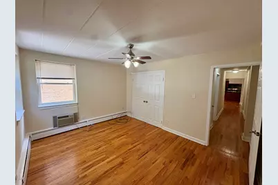2115 W Farwell Avenue #202, Chicago, IL 60645 - Photo 6