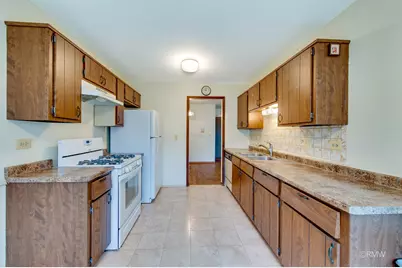 404 Sandalwood Lane #A2, Schaumburg, IL 60193 - Photo 6