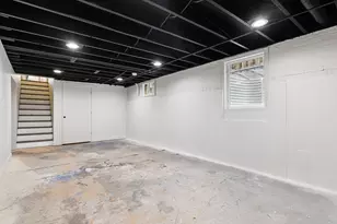 1095 Webster Ln, Des Plaines, IL 60016 - Photo 20