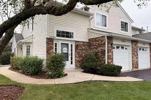 159 Winchester Dr, Streamwood, IL 60107 - Photo 1