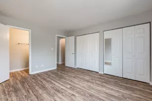 10429 Dearlove Rd, Glenview, IL 60025 - Photo 14