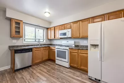 10429 Dearlove Road #4, Glenview, IL 60025 - Photo 8