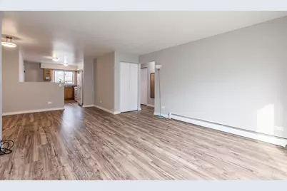 10429 Dearlove Road #4, Glenview, IL 60025 - Photo 6