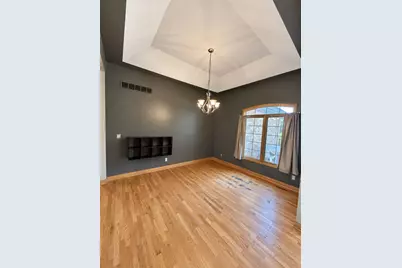 635 Nathan Lattin Lane, Sycamore, IL 60178 - Photo 4