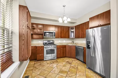 1049 W Montana Street #1, Chicago, IL 60614 - Photo 6