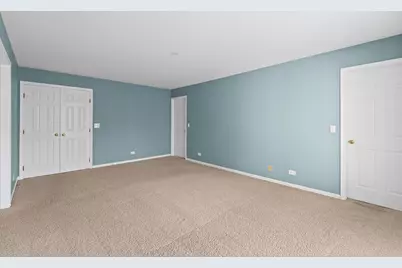 [Address not provided], Hoffman Estates, IL 60010 - Photo 24