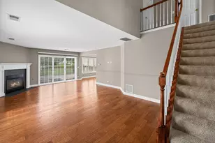 [Address not provided], Hoffman Estates, IL 60010 - Photo 4