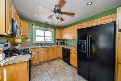 413 S Prairie Street, Batavia, IL 60510 - Photo 12
