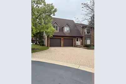 44 Queens Court #44, Westchester, IL 60154 - Photo 1