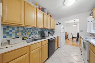 70 W Huron St, Chicago, IL 60654 - Photo 22