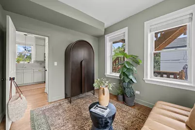 2148 N Sawyer Avenue #2S, Chicago, IL 60647 - Photo 12