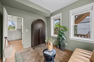 2148 N Sawyer Ave, Chicago, IL 60647 - Photo 12