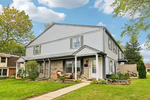 708 Shaw Ct, Schaumburg, IL 60194 - Photo 1