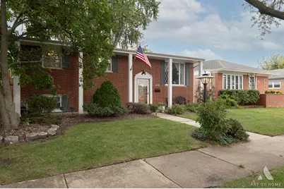 9313 Parkside Avenue, Oak Lawn, IL 60453 - Photo 4