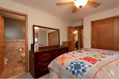 9313 Parkside Avenue, Oak Lawn, IL 60453 - Photo 22