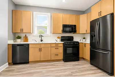 10916 S Wabash Avenue, Chicago, IL 60628 - Photo 8