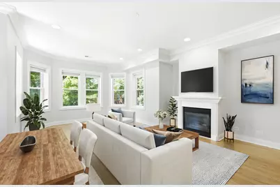 6337 N Oakley Avenue #3, Chicago, IL 60659 - Photo 2