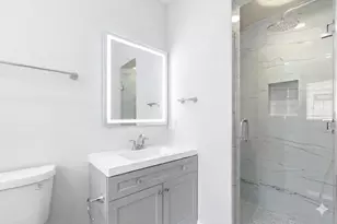 6337 N Oakley Ave, Chicago, IL 60659 - Photo 10