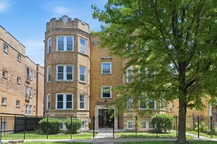 6337 N Oakley Ave, Chicago, IL 60659 - Photo 1