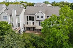 1296 S Falcon Dr, Palatine, IL 60067 - Photo 38