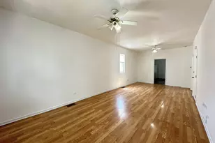1722 N Kimball Ave, Chicago, IL 60647 - Photo 12