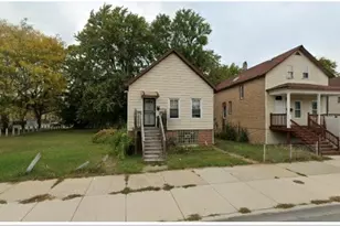 2844 E 79th St, Chicago, IL 60649 - Photo 1