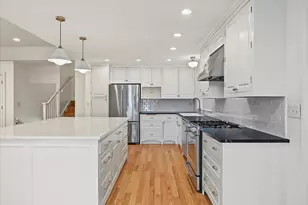 1009 Douglas Ave, Naperville, IL 60540 - Photo 14