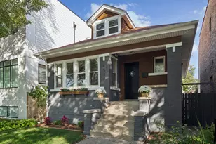 4533 N Karlov Ave, Chicago, IL 60630 - Photo 1