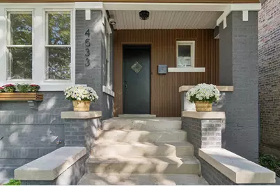 4533 N Karlov Avenue, Chicago, IL 60630 - Photo 2