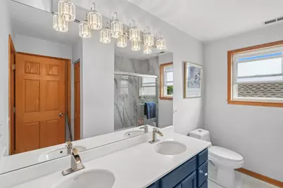 7815 W Westwood Drive, Elmwood Park, IL 60707 - Photo 14