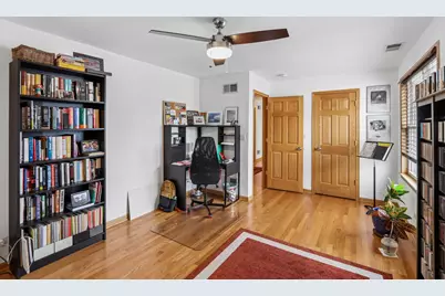 7815 W Westwood Drive, Elmwood Park, IL 60707 - Photo 16