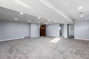 7851 W Church Street W, Morton Grove, IL 60053 - Photo 24