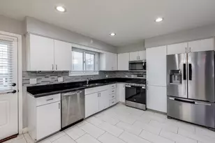7851 W Church Street W, Morton Grove, IL 60053 - Photo 10