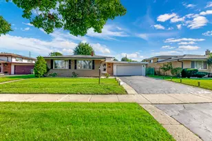 7851 W Church Street W, Morton Grove, IL 60053 - Photo 1