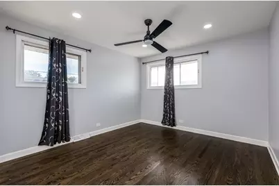 7851 W Church Street W, Morton Grove, IL 60053 - Photo 20