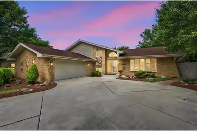 8040 Chippewa Trail, Tinley Park, IL 60477 - Photo 4