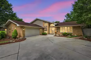 8040 Chippewa Trail, Tinley Park, IL 60477 - Photo 4