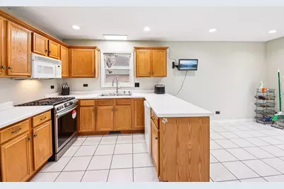 3140 Emerson Street, Franklin Park, IL 60131 - Photo 12