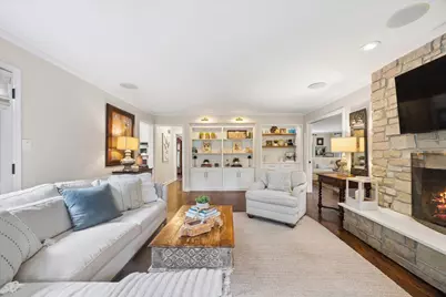 6493 Apache Drive, Indian Head Park, IL 60525 - Photo 6