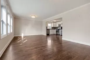 2814 Lexington Dr, Hazel Crest, IL 60429 - Photo 4