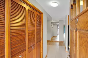 5332 W Windsor Ave, Chicago, IL 60630 - Photo 4
