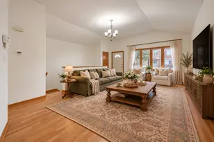 4177 S Emerald Ave, Chicago, IL 60609 - Photo 2