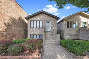 4177 S Emerald Ave, Chicago, IL 60609 - Photo 1